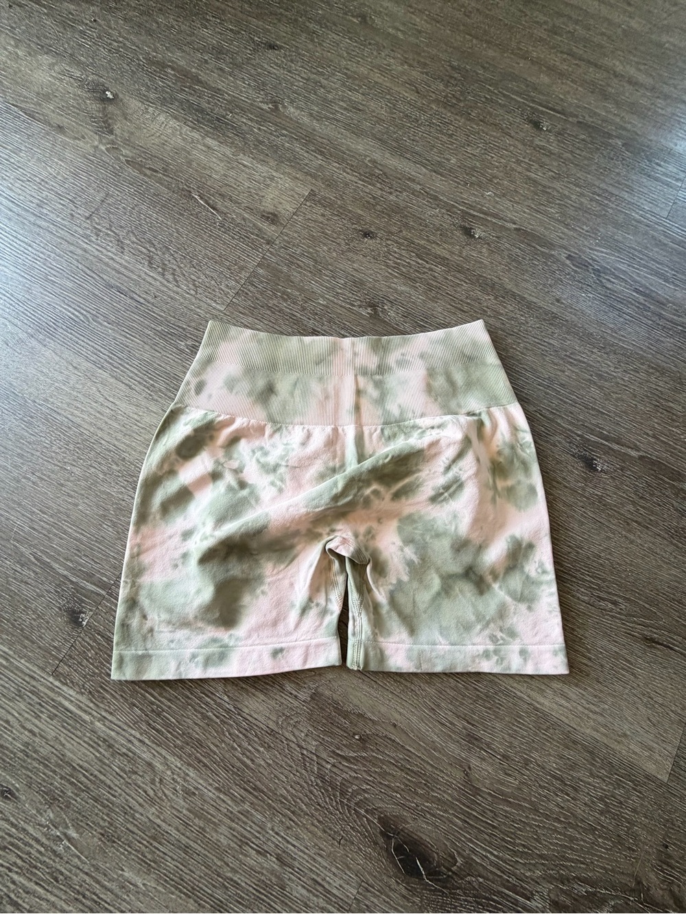 Skirt Subcategory Identification - Picture 3 of 3
